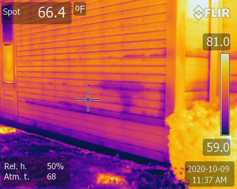 Professional Thermographers Using Infrared Cameras for Leak Detection in Las Vegas